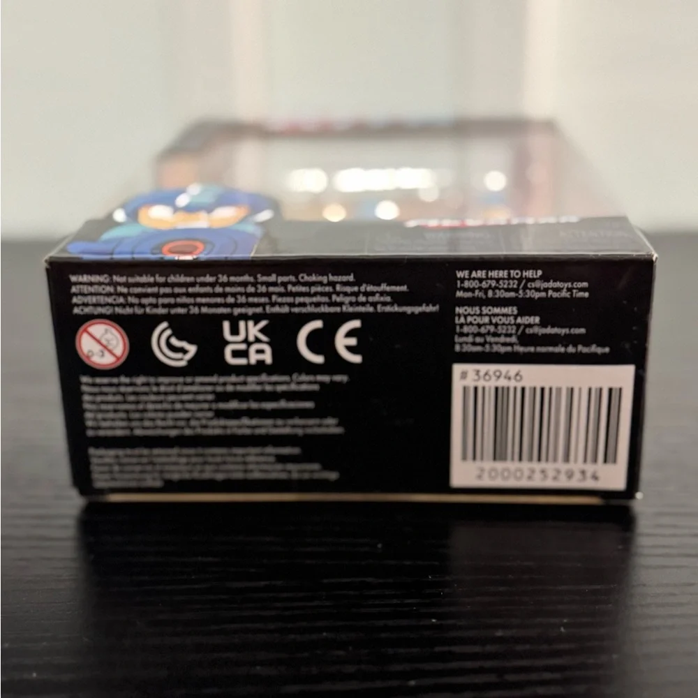 Capcom | Kith for Jada Toys Mega Man Figure - Picture 4 of 4